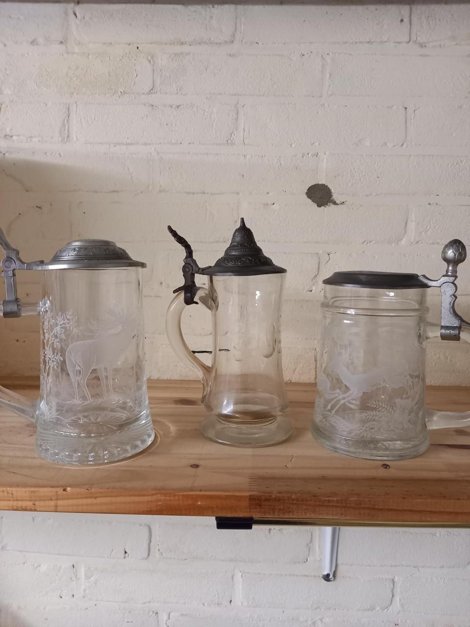 3 glazen bierpullen met zinken deksel 5 euro samen