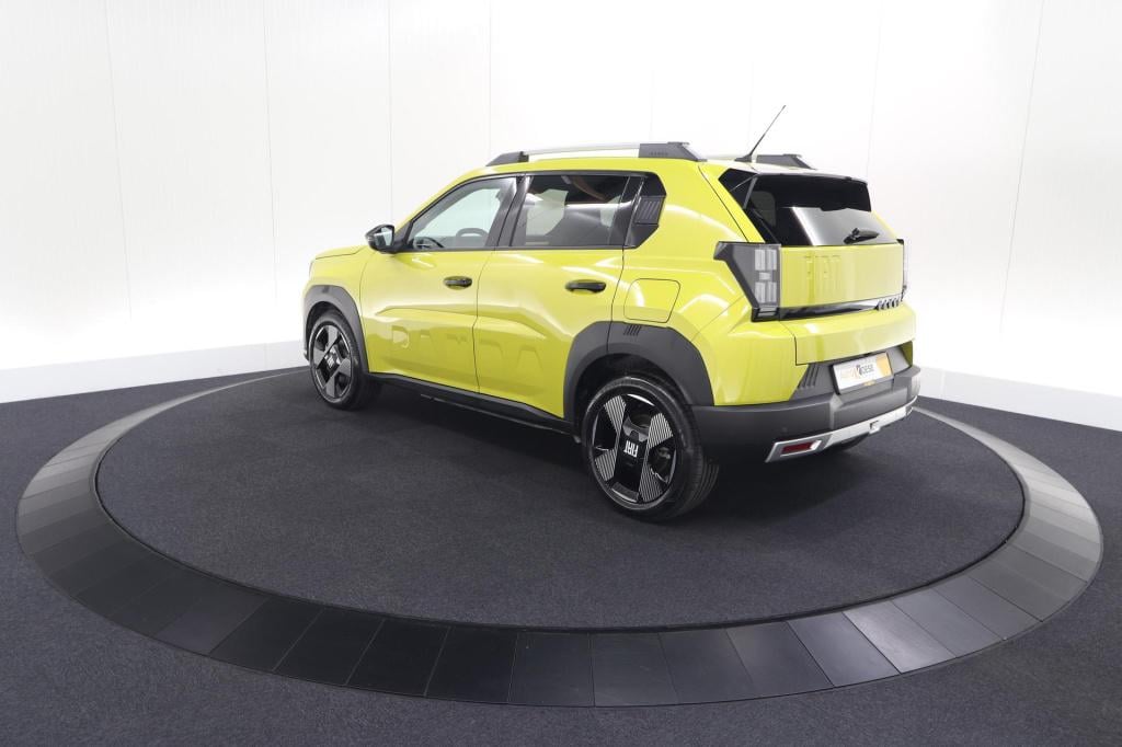 Fiat Grande Panda e la prima 7 kw 44 kwh | 1 fase | soh 96% | camera | navi