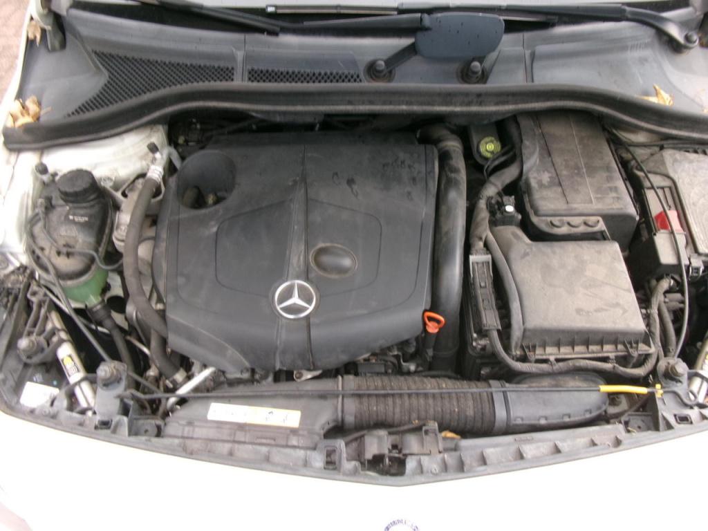 Mercedes-Benz B-Klasse 180 cdi automaat, airco, navi, pdc, trekhaak