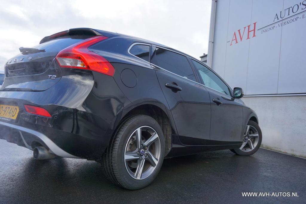 Volvo V40 2.0 t2 r-design