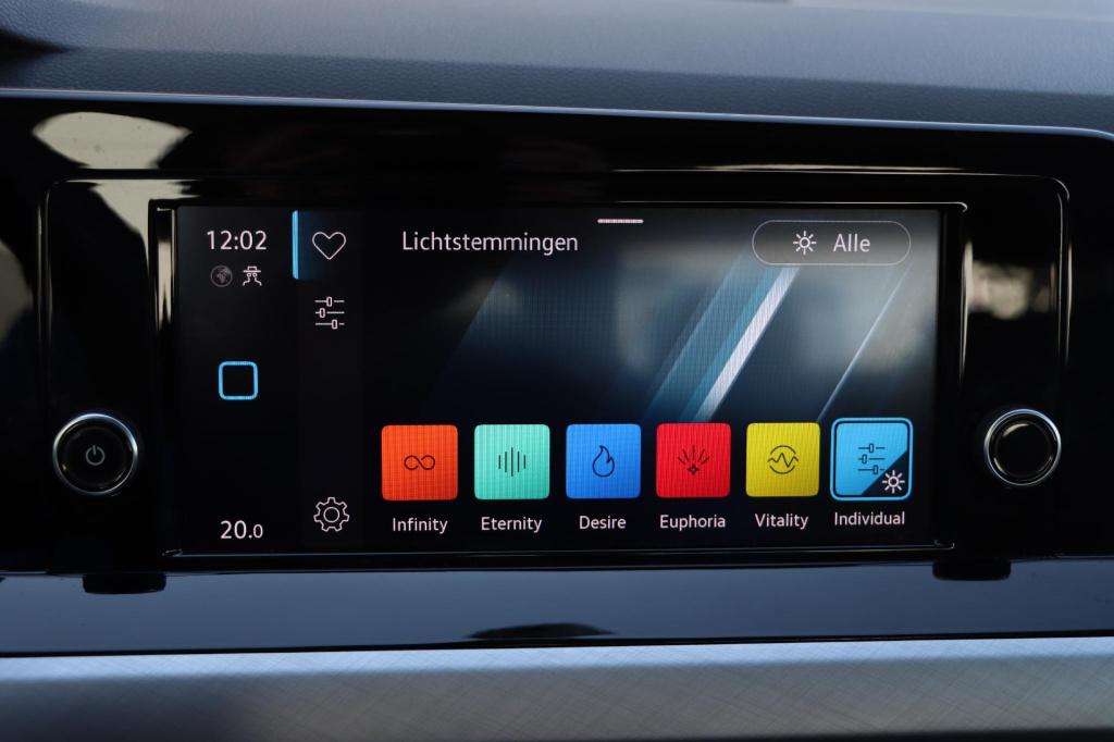 Volkswagen Golf 1.0 etsi life 110pk dsg7