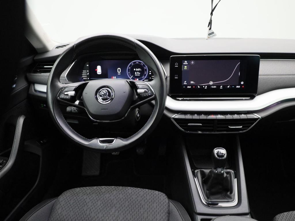 Skoda Octavia combi 1.5 tsi first edition | virtual cockpit | parkeer senso