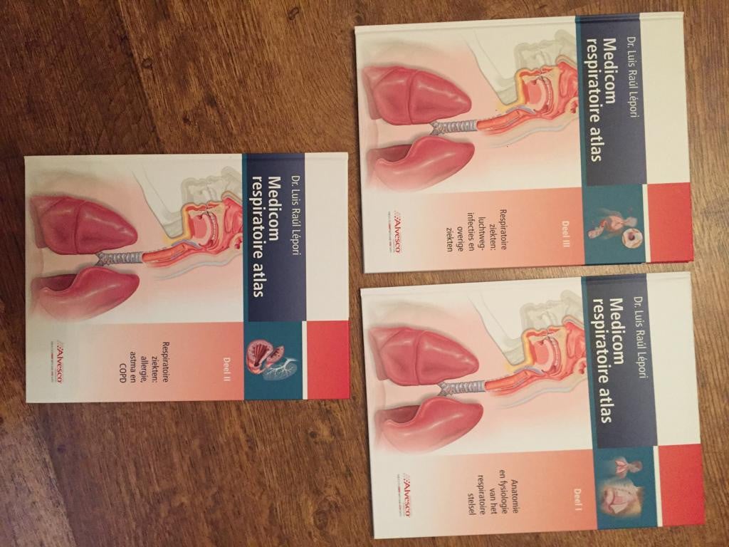 Te koop; boeken respiratoire atlas 3 delen medisch verpleging POH arts