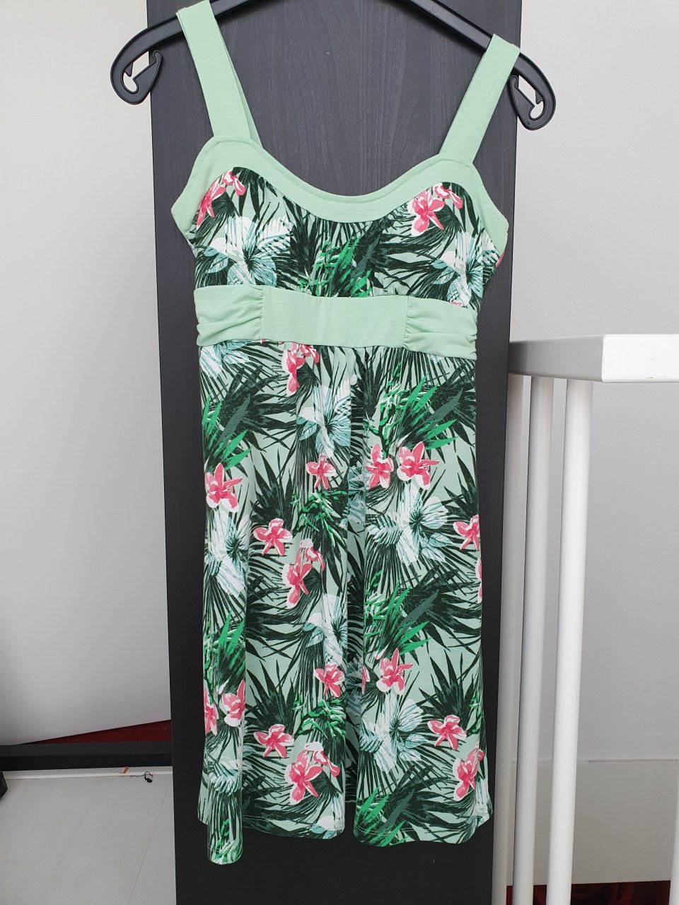 Jurken en blouses te koop maat 38-40