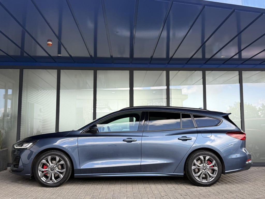 Ford Focus wagon 1.0 ecoboost hybrid st line style 17'' lmv | trekhaak | ke