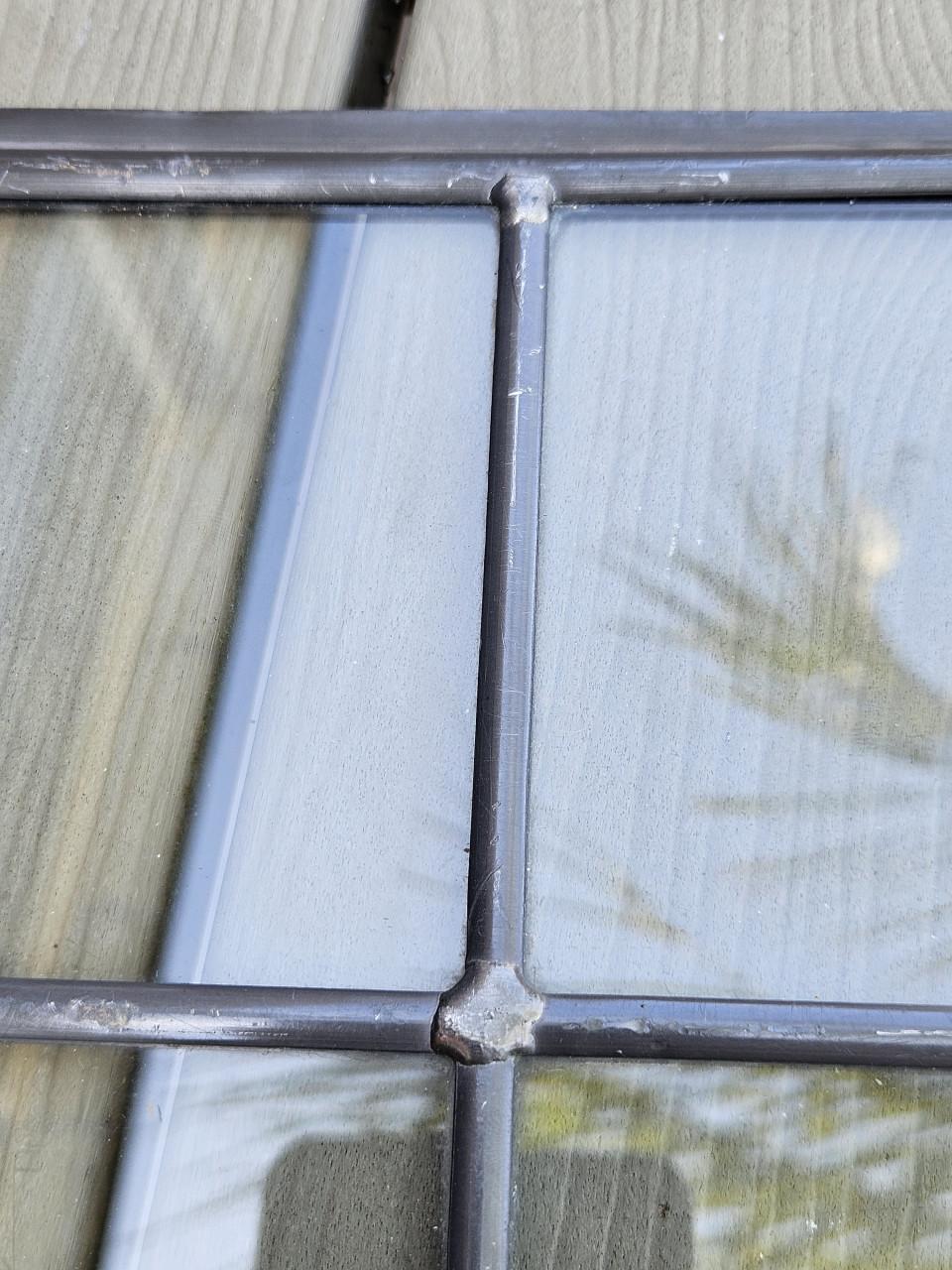 Decoratief glas in lood raam met roedeverdeling zgan