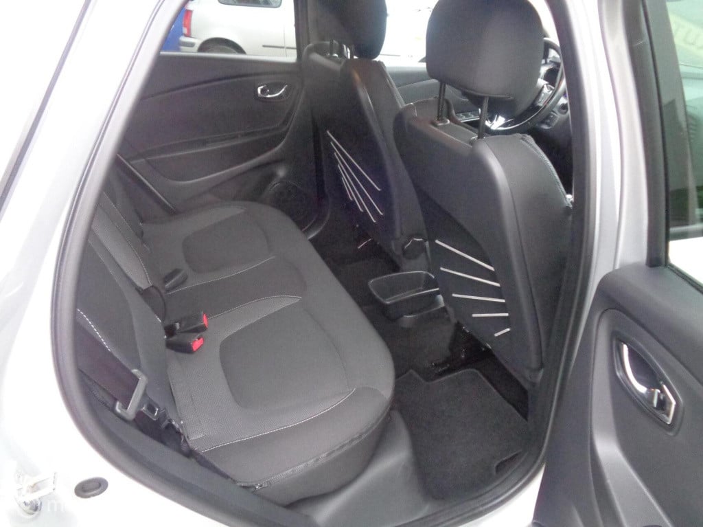 Renault Captur 1.2 tce dynamique/automaat/airco/ecc/pdc/key less/lm velgen