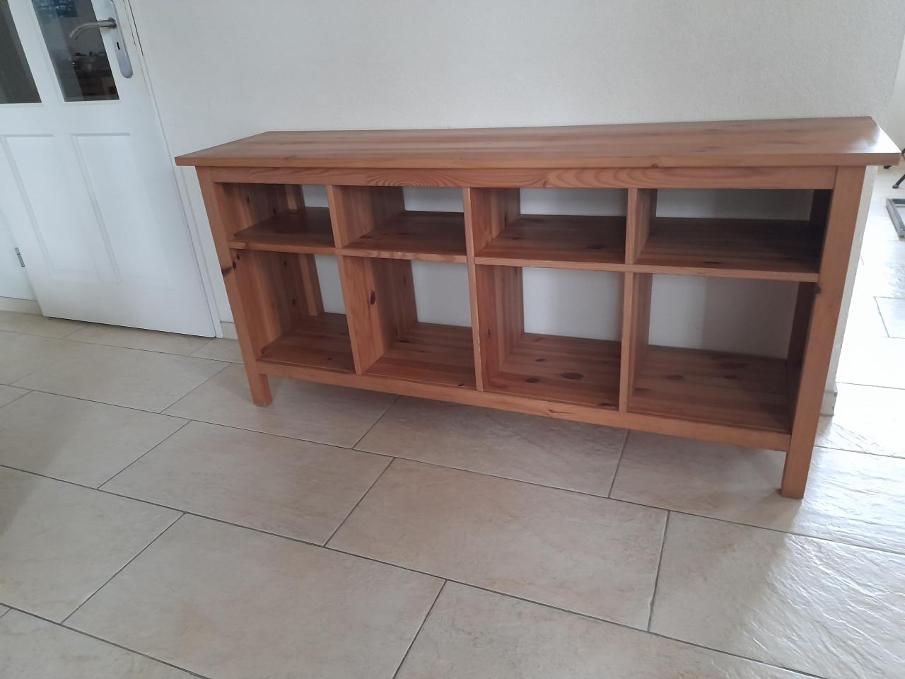 Massief houten vakkenkast 156,5 x 39,5 x 74H (in goede nette staat )