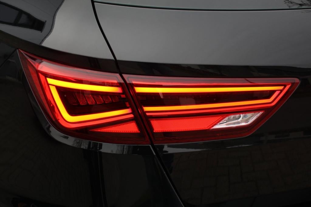 Seat Leon st 1.8 tsi fr business intense - pano - carplay - leder/alcantara