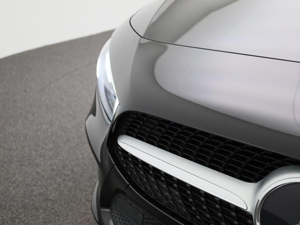 Mercedes-Benz A-Klasse 180 business solution luxury | automaat | apple carp