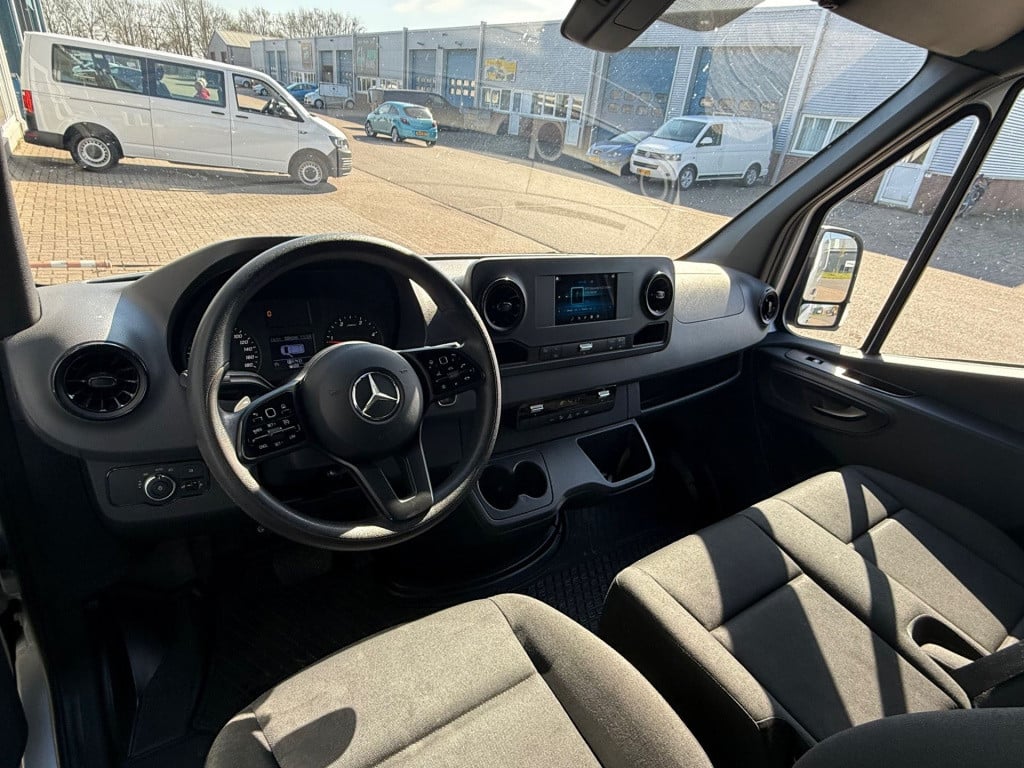 Mercedes-Benz Sprinter 214 2.2 cdi l2h2