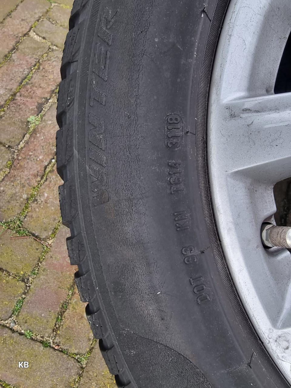 BMW X1 Winterset: Pirelli Sottozero 3 Winterbanden / Winter Tires op Origin