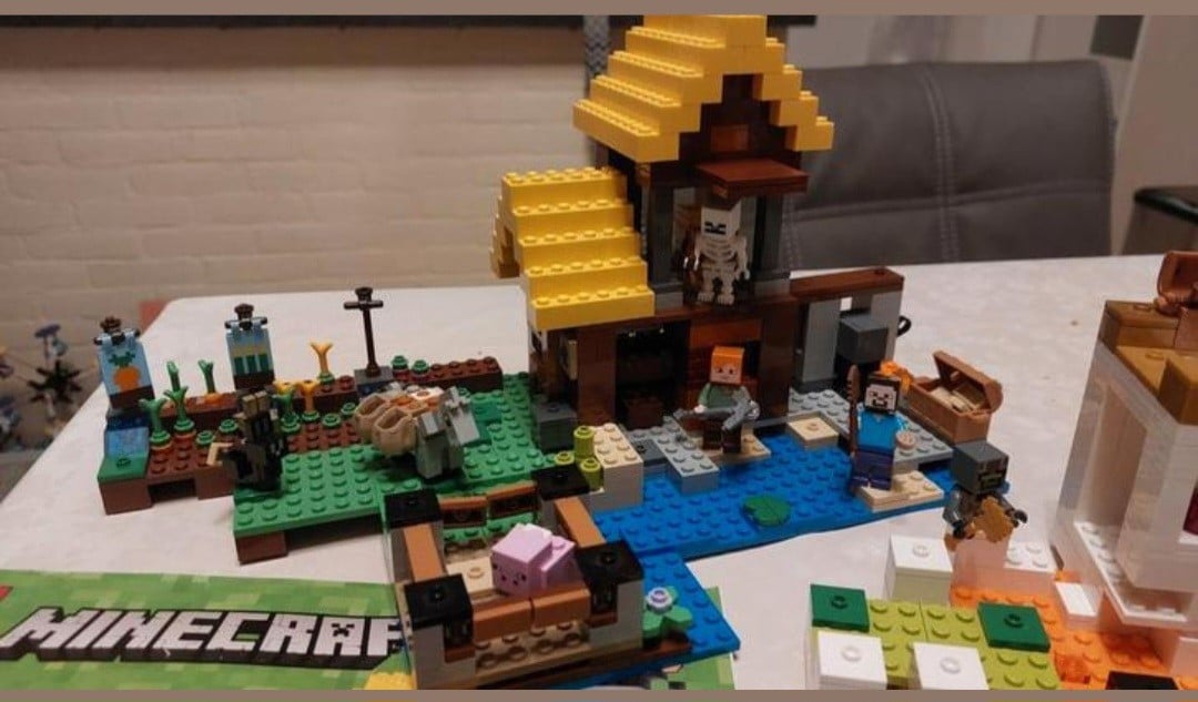 Veel Lego Minecraft sets