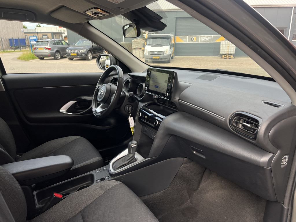 Toyota Yaris Cross 1.5 hybrid comfort | carplay | camera | acc | climate