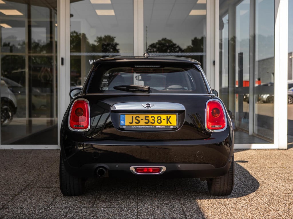 Mini One mini 1.2 102pk business | navigatie | bluetooth | park. sensoren |