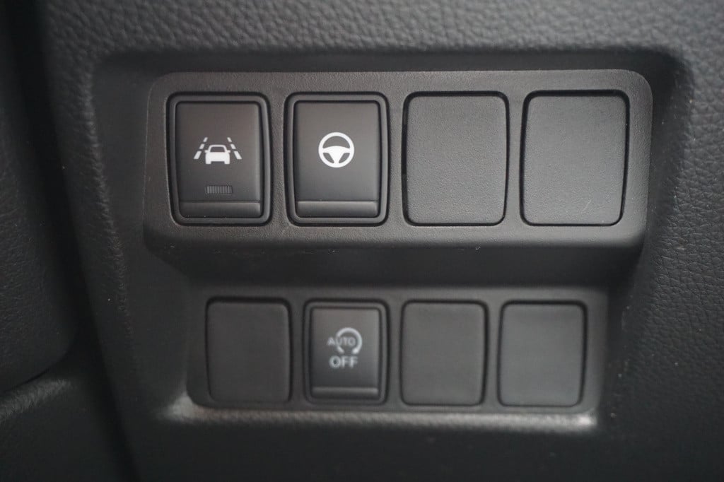 Nissan Qashqai 1.3 dig-t tekna climate / cruise / navi / camera / stoelverw