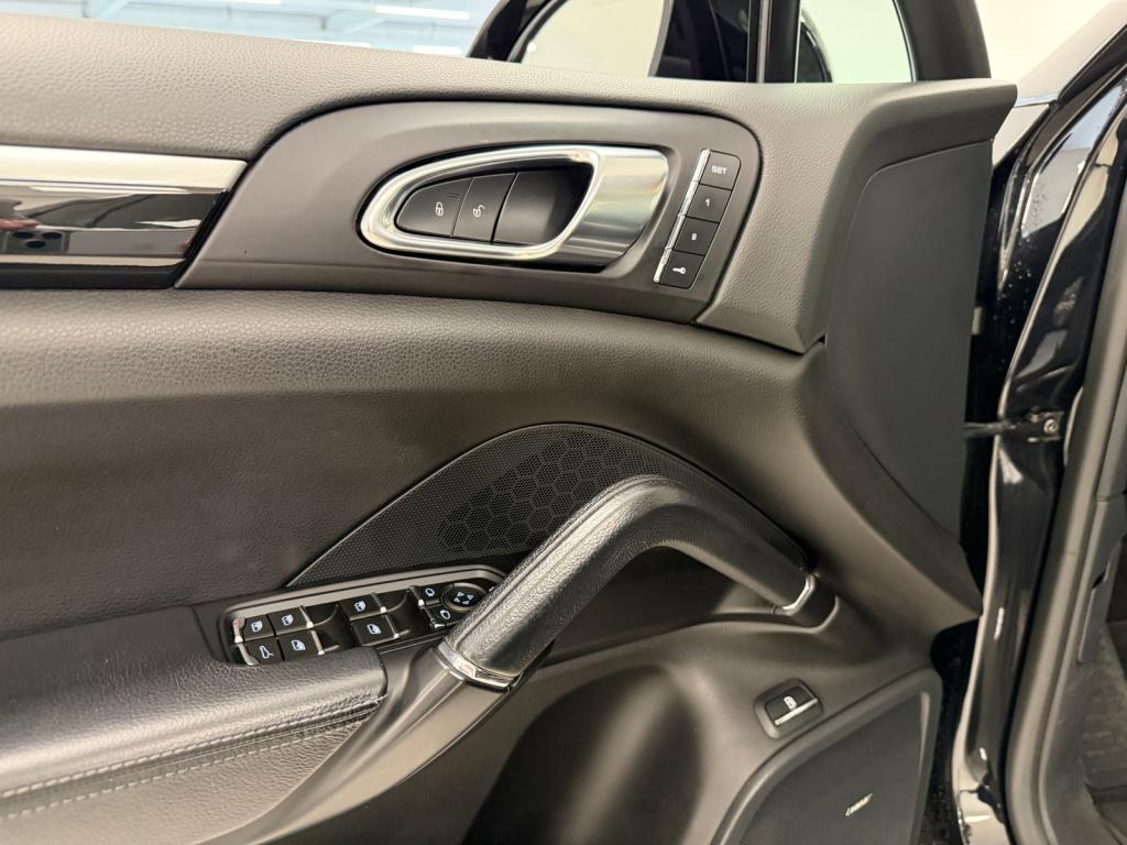 Porsche Cayenne 3.0 s e-hybrid platinum edition | dealer ond. | org. nl | l