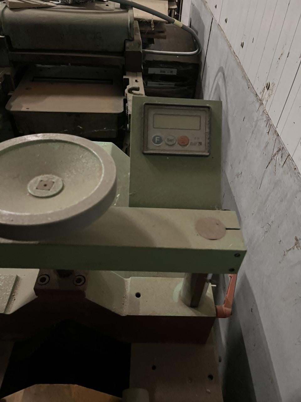 Zaagmachine haakse zaag