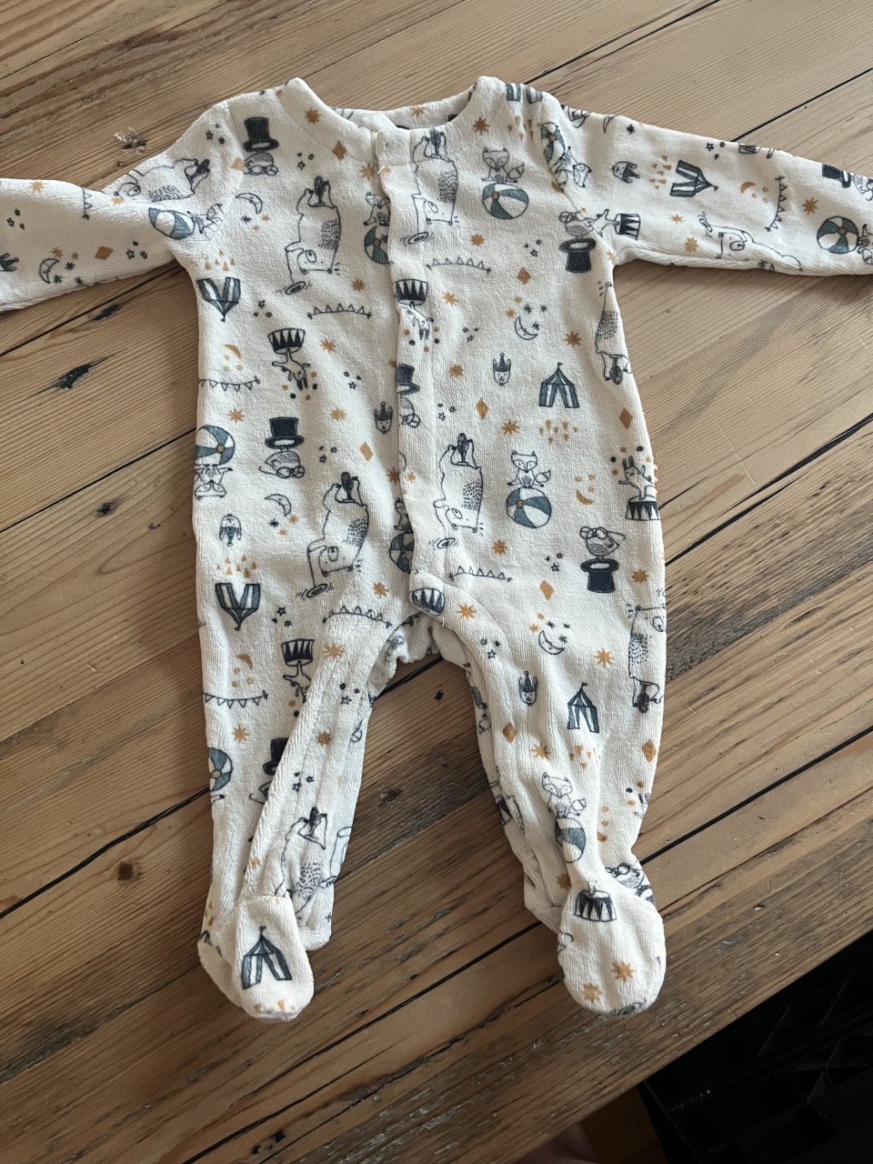 Babykleding maat 56