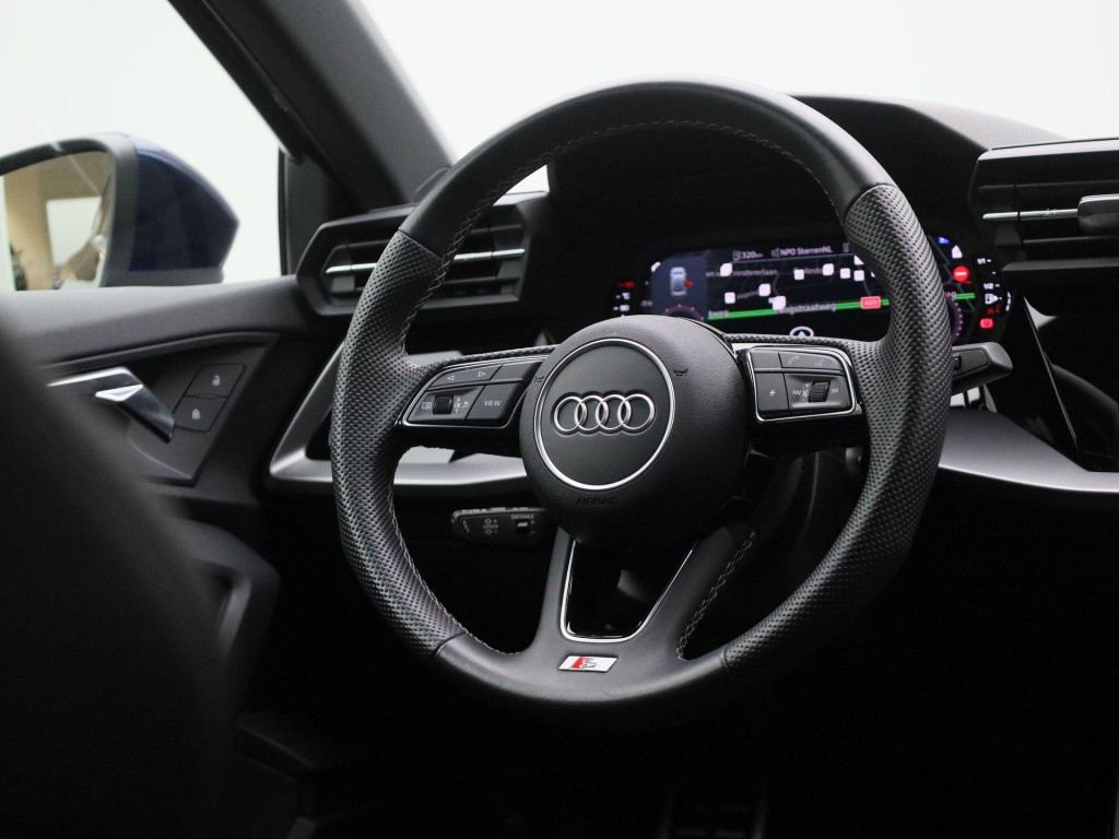 Audi A3 limousine 35 tfsi s edition | s-line interieur | automaat | navigat