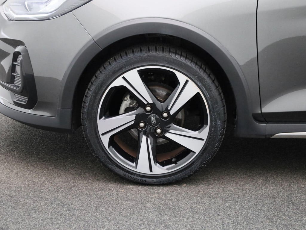 Ford Fiesta 1.0 ecoboost active | climate control | cruise control | winter