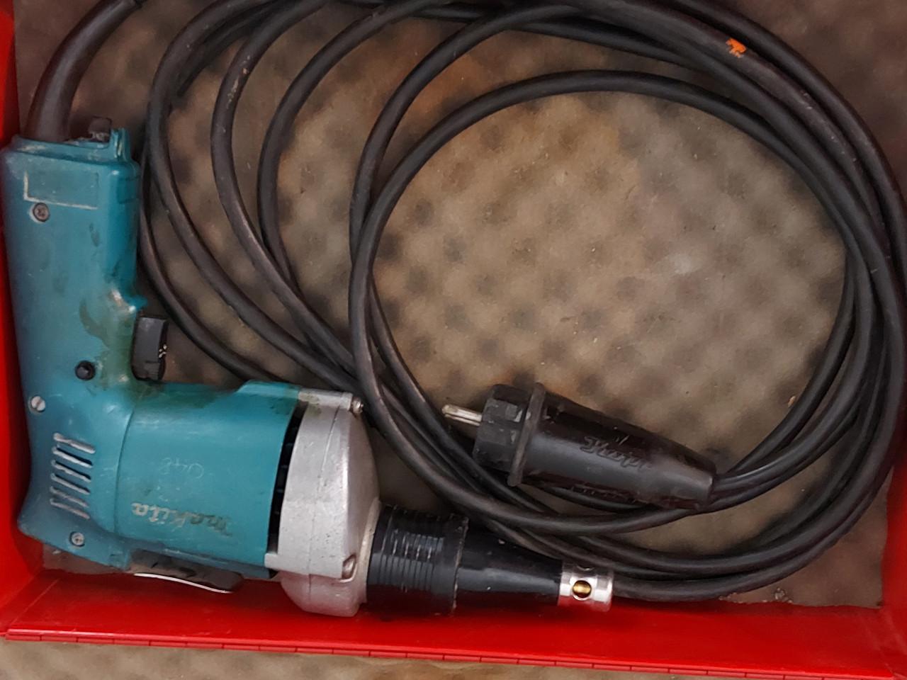 Schroef machine