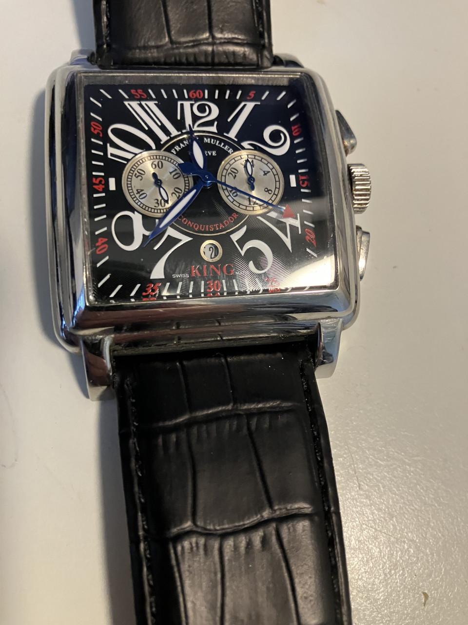 Te koop 3 horloges in goede staat [nieuwe batterij is nodig]