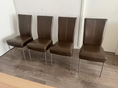 Eethoek tafel met 4 stoelen