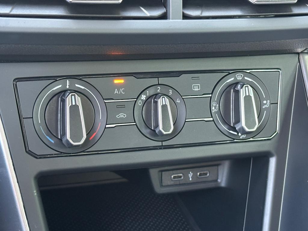Volkswagen Polo 1.0 tsi dsg life | adap. cruise | navi | carplay | parkeers
