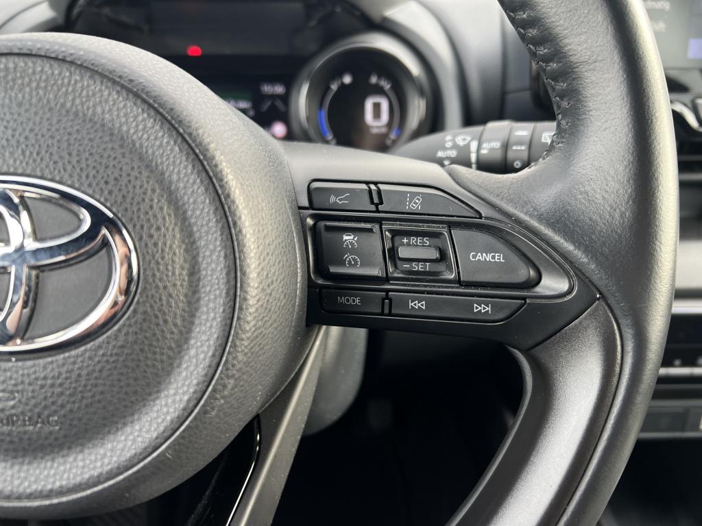 Toyota Yaris 1.5 hyb. executive