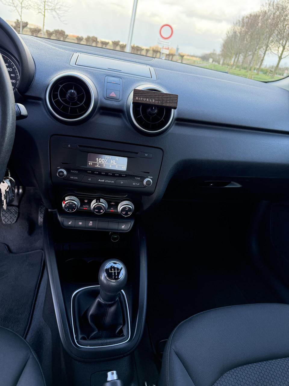 Audi A1 1.2 Tfsi 63KW 2011 Wit