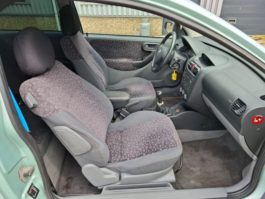 Opel Corsa 1.4-16v elegance | airco | 3-drs | nap | inruilkoopje!