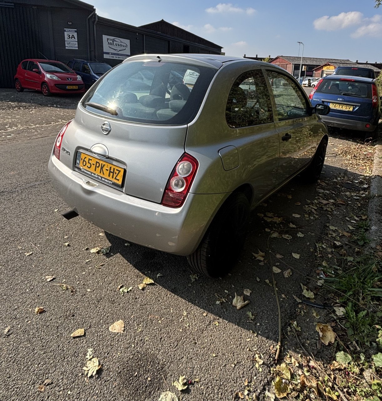 Nissan micra
