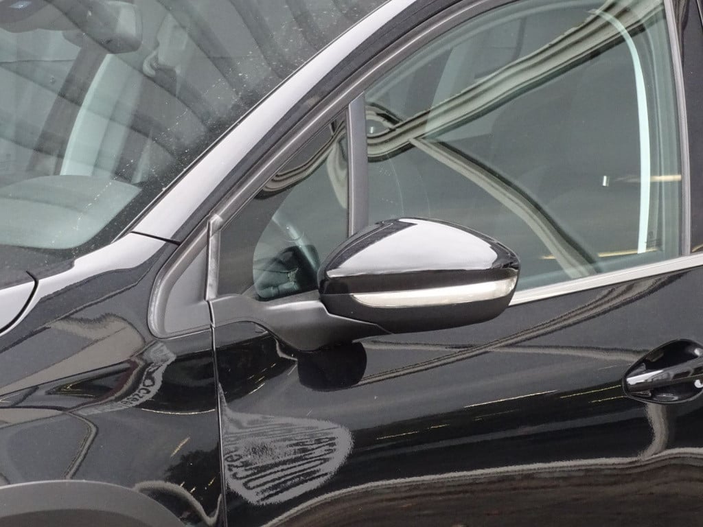 Peugeot 2008 1.2 puretech gt-line | pano | trekhaak | bluetooth | navi