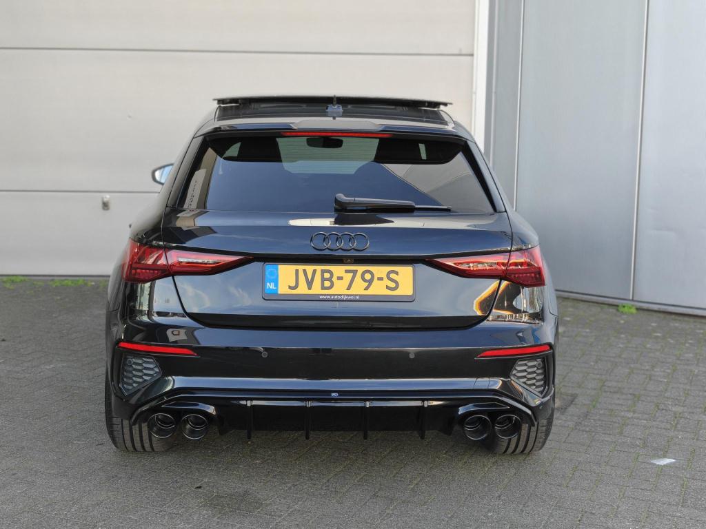 Audi A3 sportback 45 tfsi e s edition competition