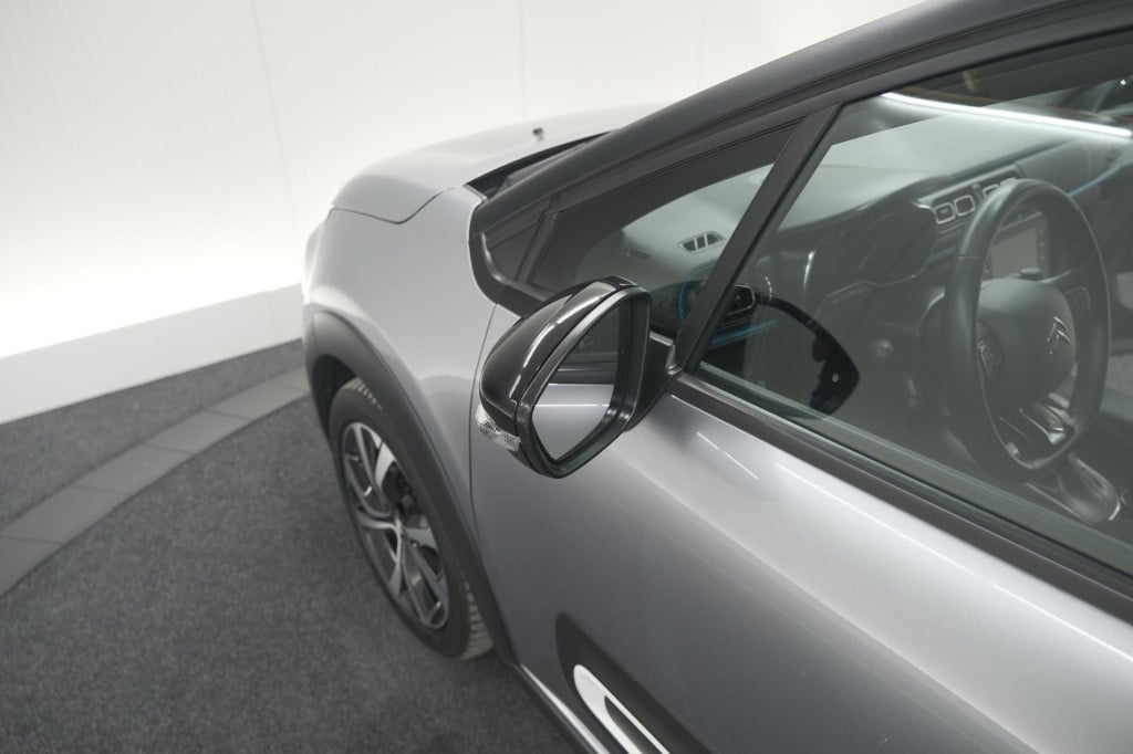Citroen C3 puretech 110 eat6 shine | camera | navigatie | parkeersensoren |