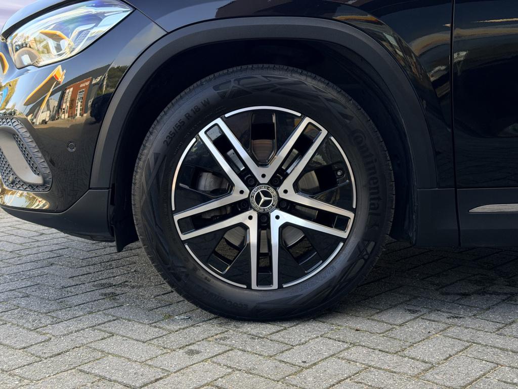 Mercedes-Benz Gla-klasse 200 business solution luxury