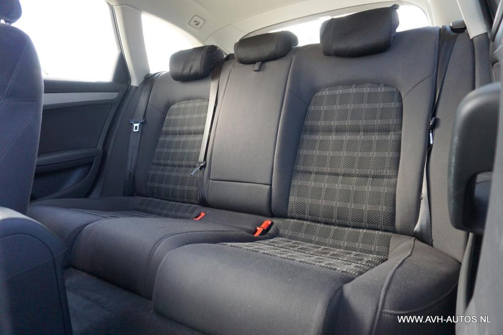 Audi A4 avant 1.8 tfsi business edition automaat