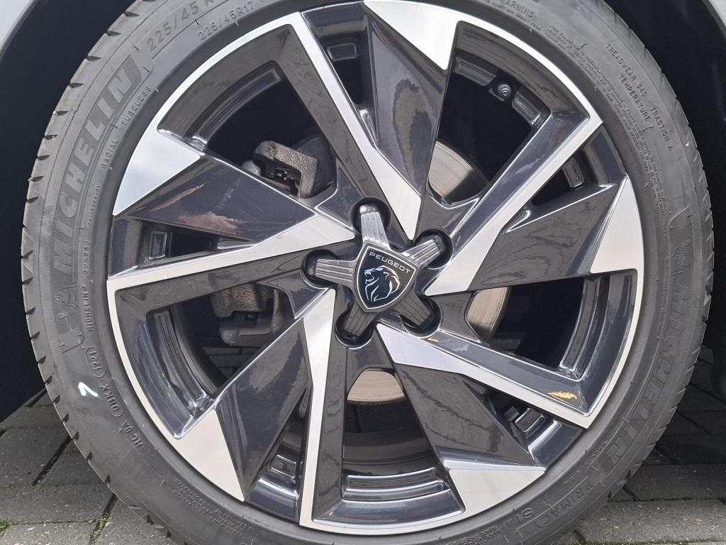 Peugeot 308 110 active pack business nav/clima/lmv