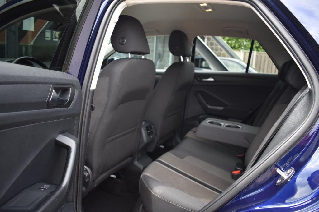 Volkswagen T-roc 1.0 tsi | virtual cockpit | trekhaak | apple carplay | and