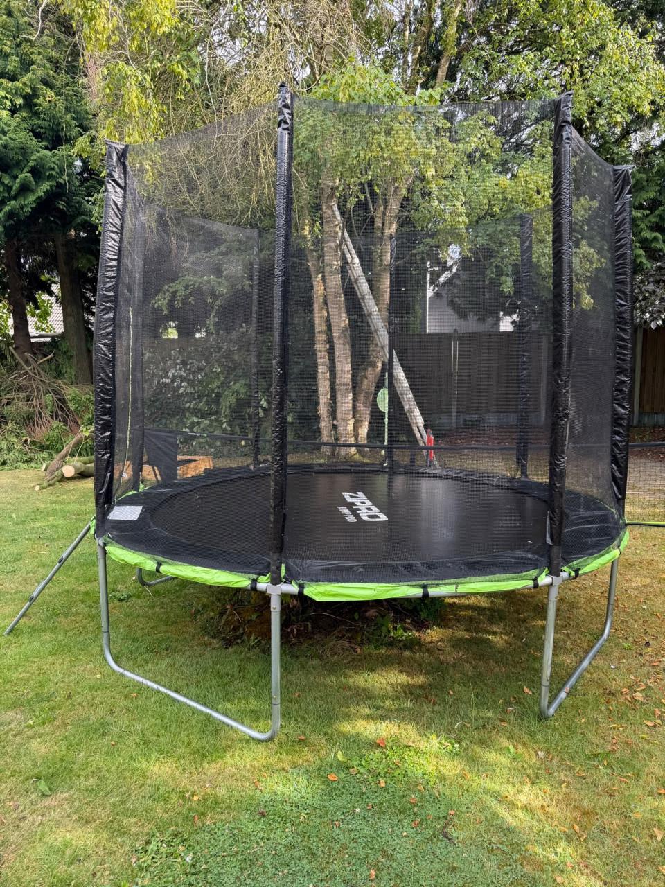 ZIPRO trampoline