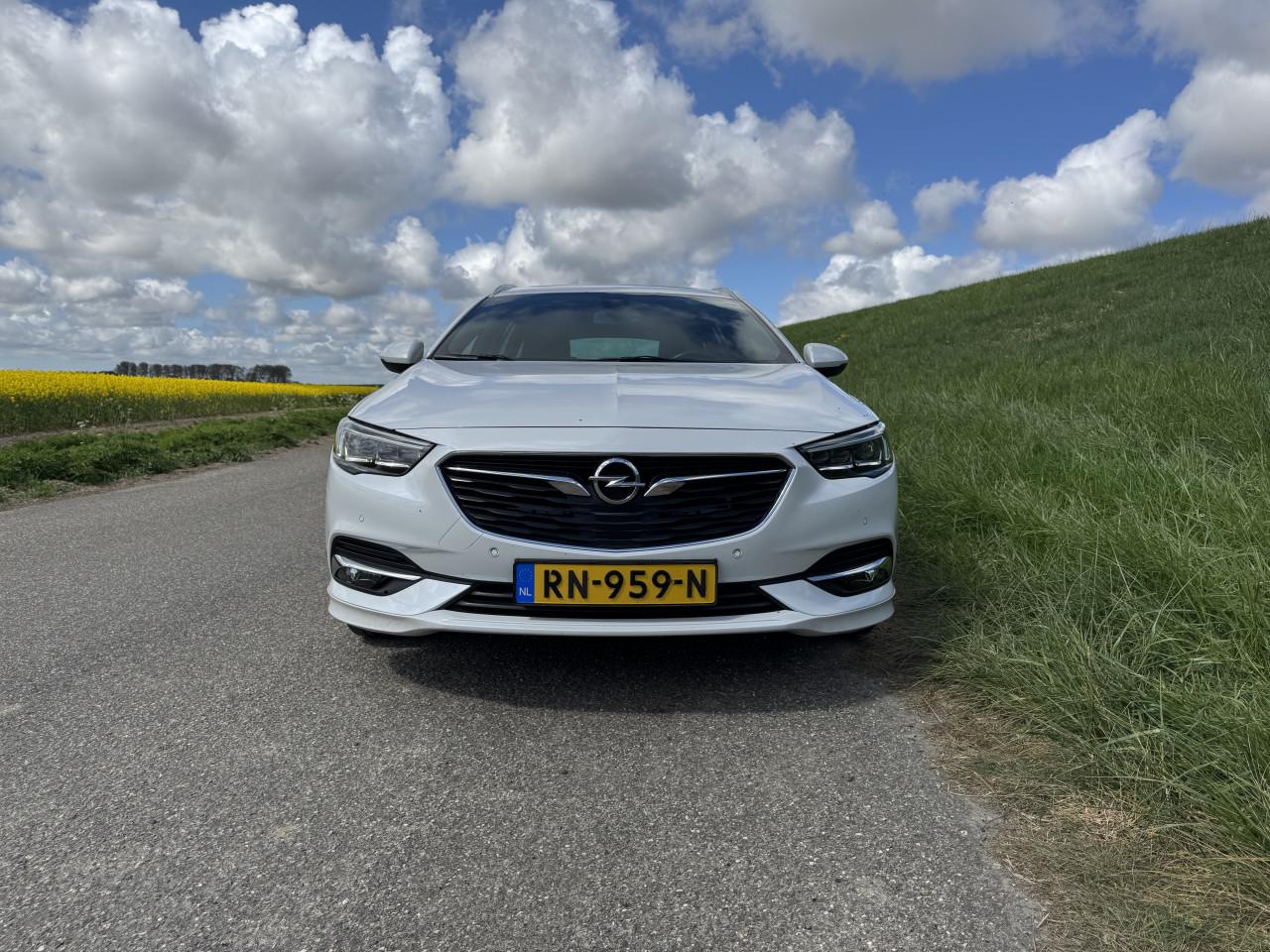 Opel Insignia Sports Tourer 1.5 Turbo 2018 OPC Line 165PK