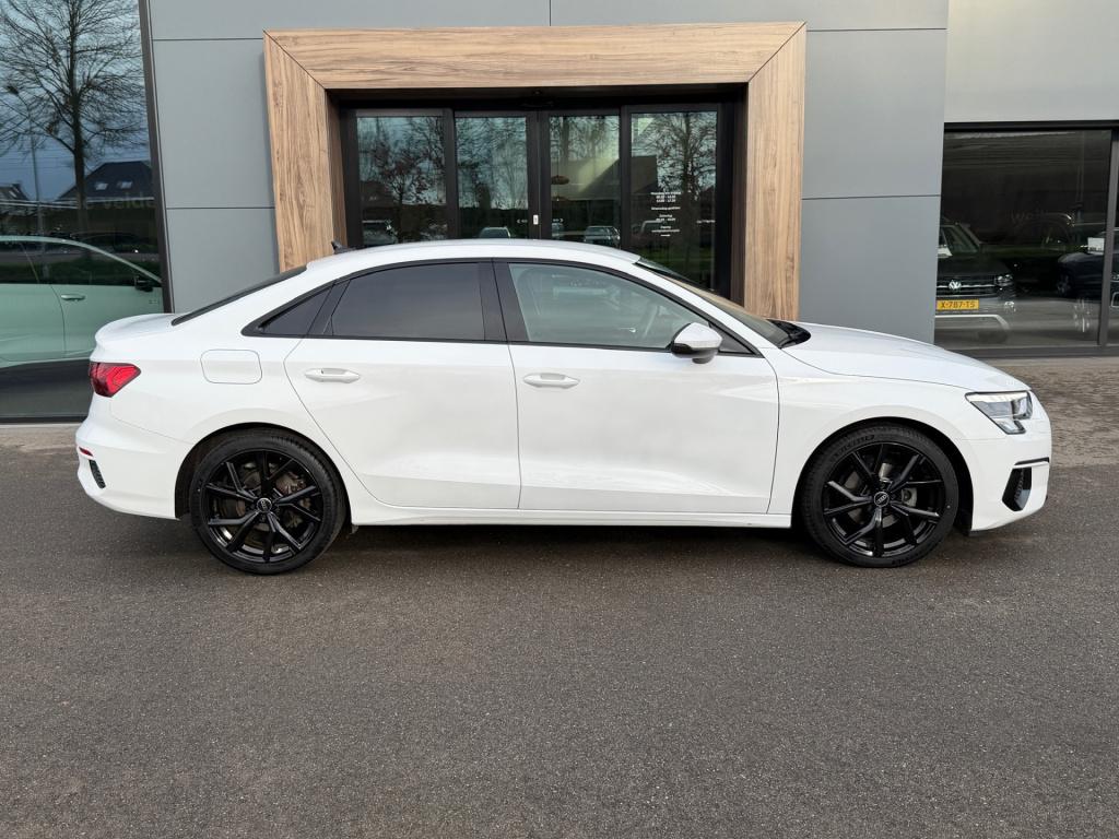 Audi A3 limousine 35 tfsi 150pk s-tronic advanced | camera | adap. cruise |