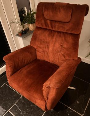 Prominent elektrisch bedienbare relax fauteuil