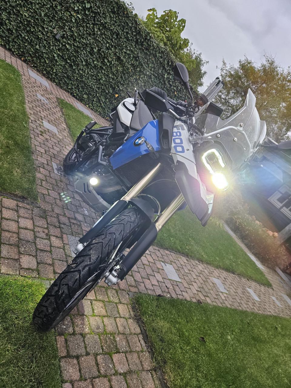 BMW F800 GS Trophy 2012 Akrapovic met koffers