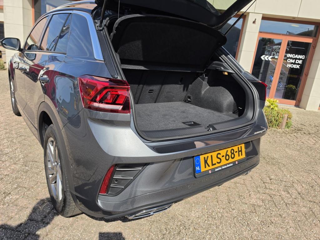 Volkswagen T-roc 1.5 tsi r-line | virtuel | clima | navi | parkassist | iq 