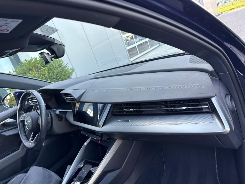 Audi A3 sportback 40 tfsie advance s-line * matrix led * camera * 18 inch