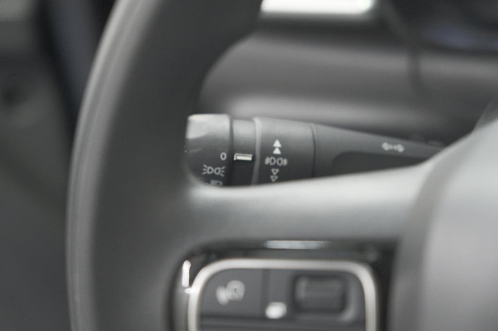 Citroen C3 puretech 82 business | parkeersensoren | apple carplay | climate