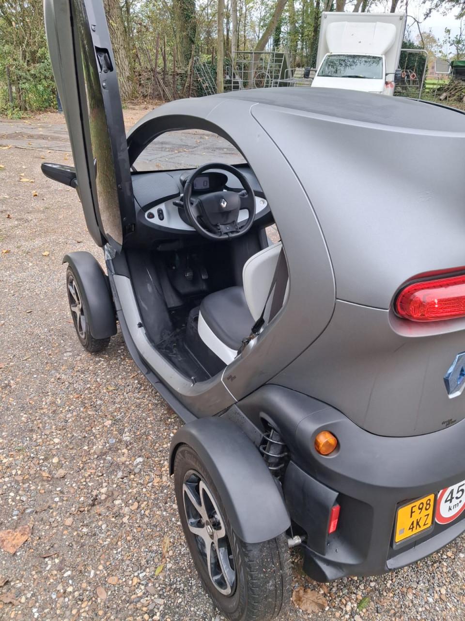 RENAULT TWIZY