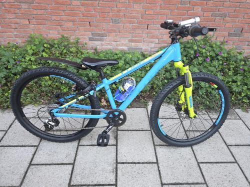 CUBE | 240 DISC | 24 INCH | FRAME 32 CM | NETTE STAAT!
